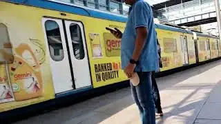 Andheri station western line Mumbai local #travelwithakhtar 