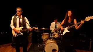Randy Prentice Band - Stuck In The Middle