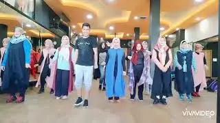 Shape of you Line Dance/ Choreographer by Hilda Upik/ Demo by Sanggar Numero Uno