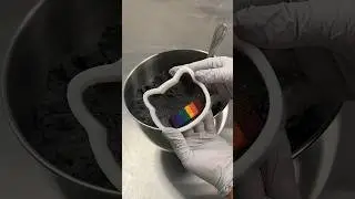 This black cat may not be so spooky after all🌈 #diy #bathbomb #bath #halloween #rainbow #cat #soap