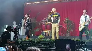 Carson Coma feat Riger J&aacute;nos (b&ouml;iler) - Kurv&aacute;ra Bebaszunk live@BudapestParkOfficial