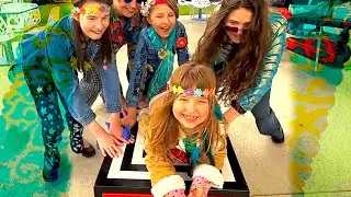 The Newbees - Clara (Official Music Video)