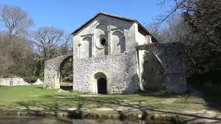 VAL des NYMPHES - La Garde Adhémar. Drôme.