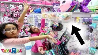 NEW JUMBO LICENSED SQUISHIES AT TOYS R US! VLOG