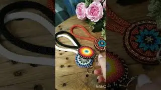 Step by step tutorial for beaded keychain with medallion. Bead crochet keychain pattern