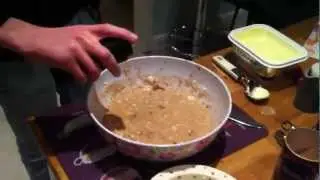 Jake Bakes: Jake Makes A Cake!