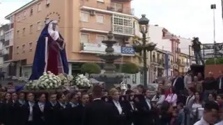 Viernes de Dolores 2016. Traslado de la cofradía La Pollinica de la parroquia al Portón
