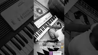 2 year old play piano #piano #pianotypebeat #kidspiano #smart  #short #piano