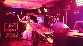 Maruja's stunning 5 min 32 sec live creative jam from the Hope & Ruin, Brighton - Sat 19th Oct 2024