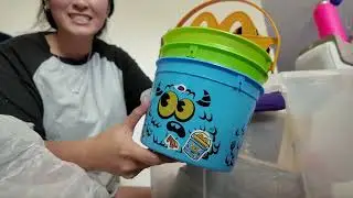 First time trying Dutch Bros, Shopping, Cleaning the garage & Halloween Decor #VLOG 161