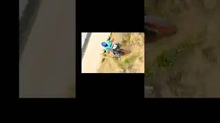 duke 250 live crash 😱😱😱#shortsfeed #youtubeshort #duke250 #riding