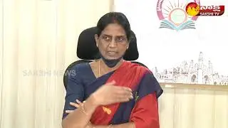 TS Minister Sabitha Indra Reddy About YS Vijayamma's Naalo Naatho YSR Book || Sakshi TV