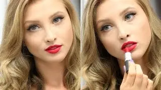 MakeUp: Delineado + Batom Vermelho