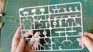 In-box: Trumpeter 02322 Soviet Aerosan RF-8/GAZ-98 1/35