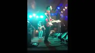Norby David of Rivermaya leads in singing of 214