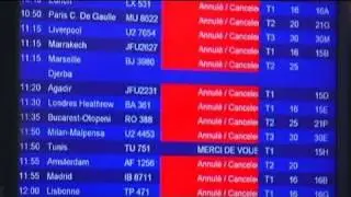 French airport security staff continue strike