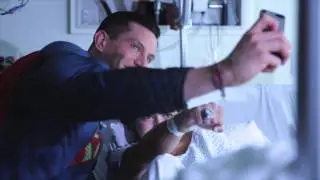 Super Steve Visits Pediatric Patients at Hospital for Special Surgery