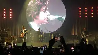 Arctic Monkeys - Do I Wanna Know? @ Madrid