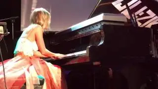 Mju:zik. Ariadna Castellanos & Ed is dead - Flamenco on Fire