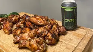 🍗Fresh CHICKEN WINGS 💨Smoked with Derek Wolf and Spiceology&rsquo;s Jalapeno🌶 Lime 🍈 Pilsner 🍺 Rub