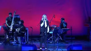 ΠΕΓΚΥ ΖΗΝΑ - ΑΥΓΟΥΣΤΟΣ