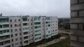 Пробрались на стройку. получили пиз*ы от охраны?