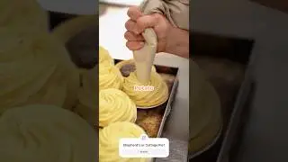 Пастуший пирог против деревенского пирога 🥧🐮🐑🥔 #пекарня #еда #пирог #мяснойпирог #ягненок #жизньш...