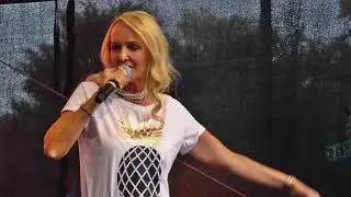 CSD Rostock 2017 - Kristina Bach (31) Küss mich, Küss mich