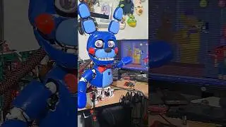 BonBon reacts to the bite of '87 VA @markiplier #fnaf #fivenightsatfreddys #robot