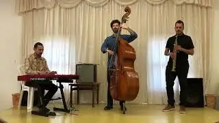 קונצרט. דויד מיכאלי - קונטרבס, עדן גיאת - פסנתר, יובל דרבקין - סקסופון