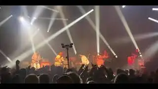 Widespread Panic with Billy Strings 