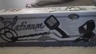 1. Unboxing Bounty Hunter Detectors