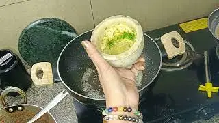 “सर्दी में गरमागरम टमैटो सूप 🍅, डिनर में बैंगन का भर्ता और अपने लिए खास बेसन का शीरा 😋”