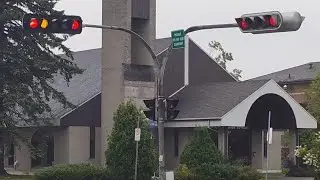 Vintage Municipal Symbolite Setup! Leading & Lagging Flashing Green, Old Protected Arrow Clearance!
