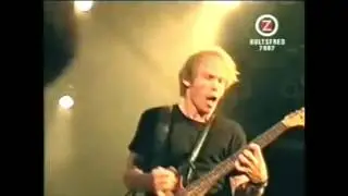 bob hund – Allt På Ett Kort (Live på Hultsfred 2002)
