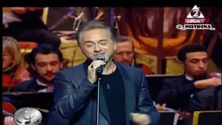 عازف الجيتار وحيد ممدوح مع مروان خوري