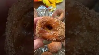 EASIEST Cinnamon Sugar Donuts #homemade #donuts #baking #shorts #cinnamon #sugar  #easy #yummy #food