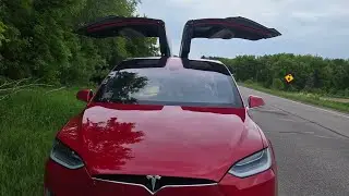 Tesla model X, 7 seater converted to a 6 seater in 15 mintues or less!!!!