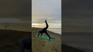 Santa Yoga - Neve e Surya Namaskar - Sidmar Carraro