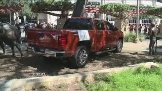 Chevrolet unveils special Longhorns Silverado