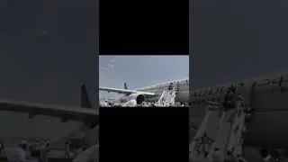 Peshawar airport ✈️ emergency landing 😳⛔
