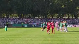 Einlauf Mannschaften DFB Pokal Schweinfurt   Düsseldorf