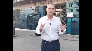 La Oficina de Turismo de Benalmádena Costa en Avda. Antonio Machado lleva más de un 1 año cerrada.