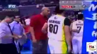 Nic Belasco Mad at Mark Macapagal! Global Port vs Alaska Aces may 23, 2013