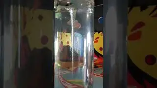 Водяная воронка в научном центре🌼🦋 Water funnel in the science centre 🌸