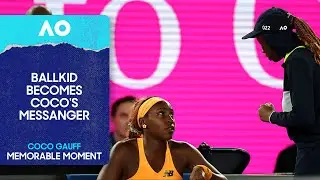 Ballkid Becomes Coco Gauff's Messenger! | Australian Open 2026 Quarterfinal