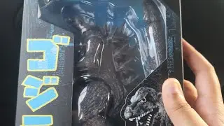 Reviewing Bandai's godzilla Minus One