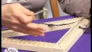 Cómo tejer un chal con un bastidor triangular