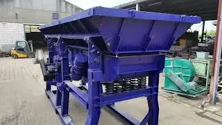 SBM Hopper with Vibrating Chute and Grizzly