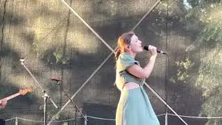 Kateřina Marie Tichá - Kolemjdoucí (live Slavičín - 2.7.2022 - Karpaty FEST)
